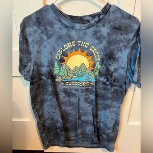 Old Navy Outdoors T Shirt